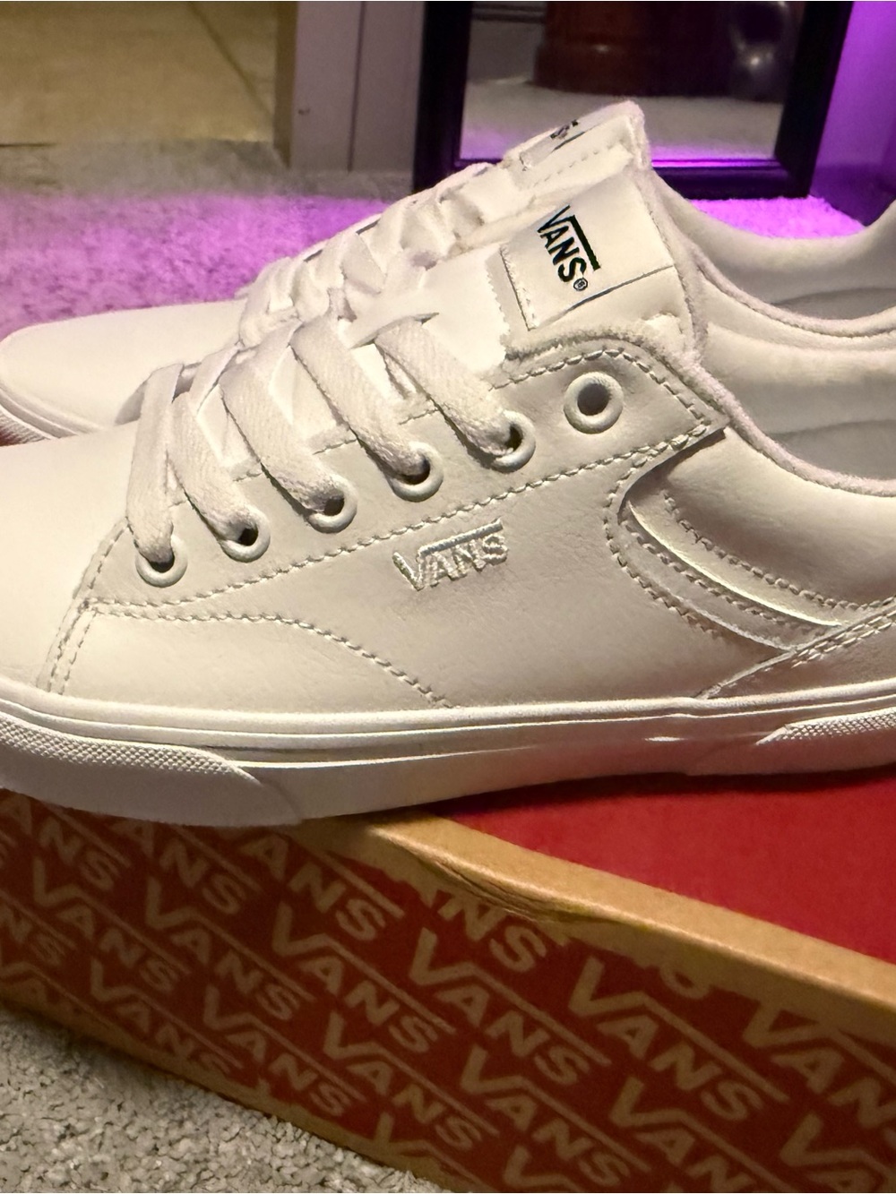 Vans White Low-Top Leather Sneakers BRAND NEW NEVER WORN